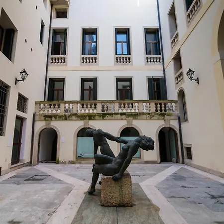 Residenza Corso Palladio 159 * فيتشنزا